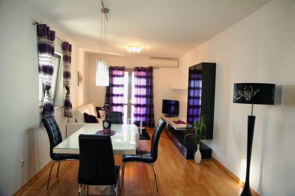 פודסטראנה Apartment Vedran מראה חיצוני תמונה