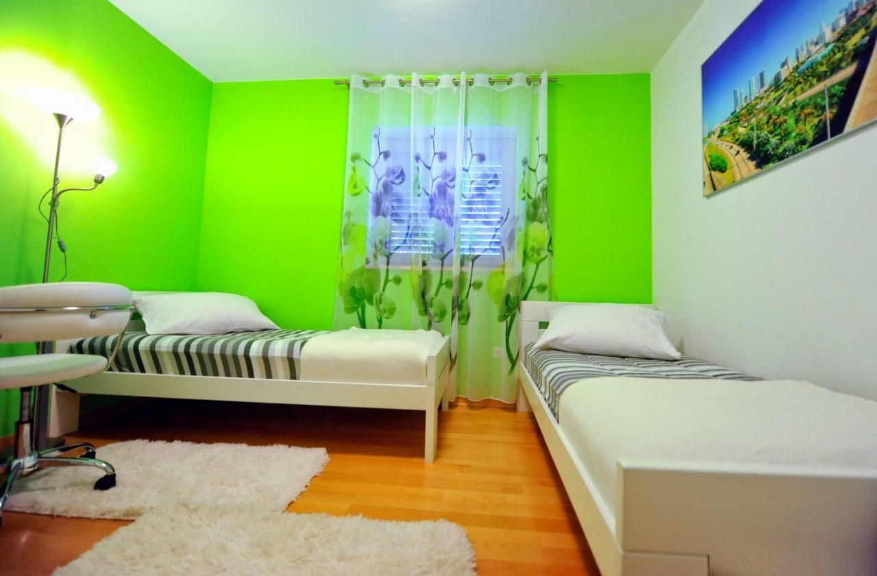 פודסטראנה Apartment Vedran מראה חיצוני תמונה