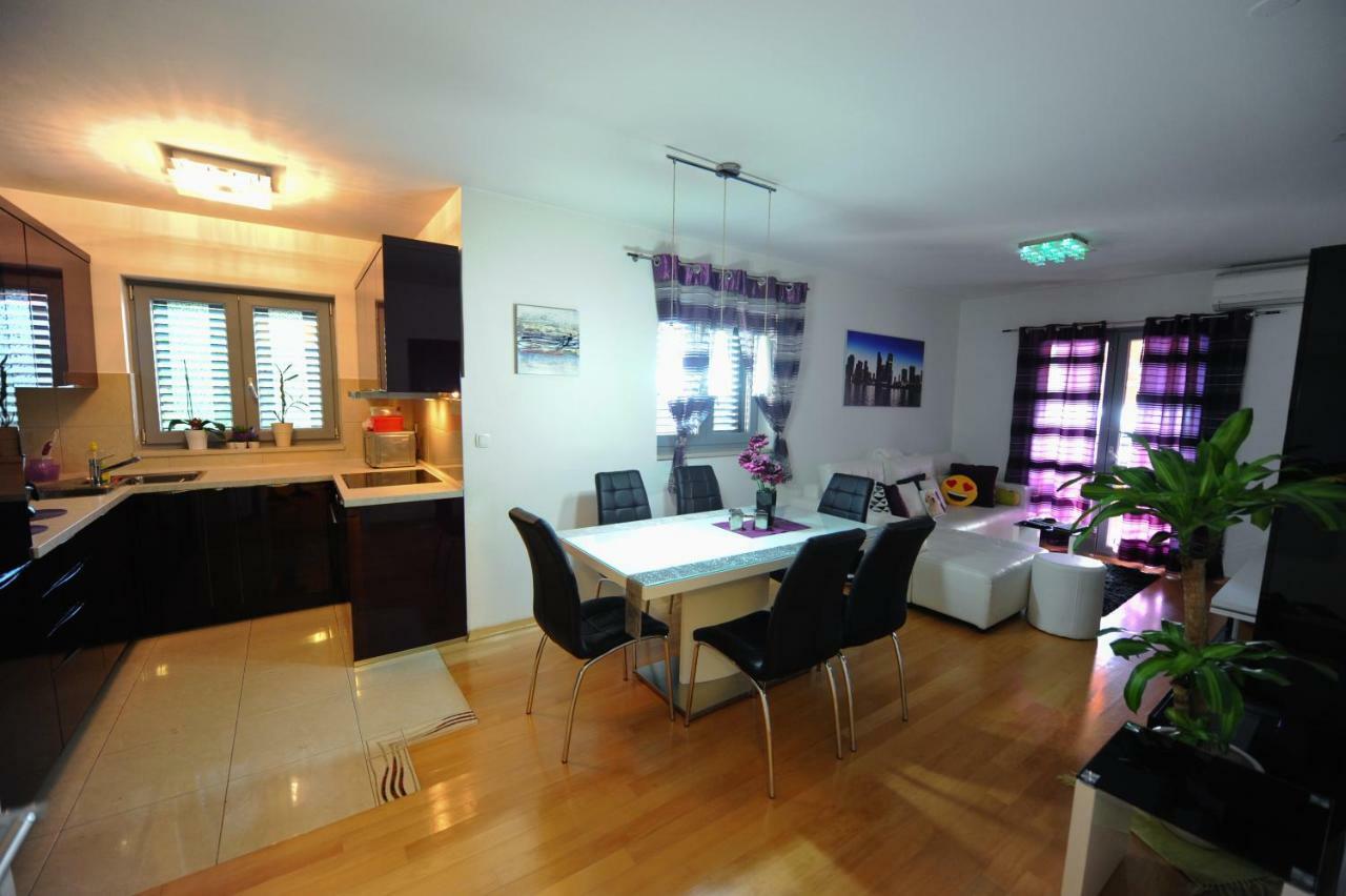 פודסטראנה Apartment Vedran מראה חיצוני תמונה